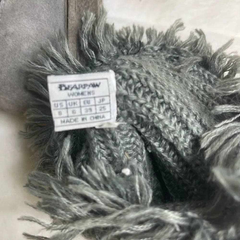 BearPaw gray knit sweater ankle boots suede back heels sheepskin footbed SZ8